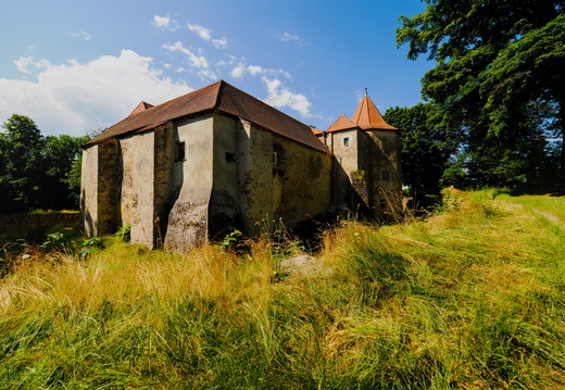 Tvrz Cukrštejn